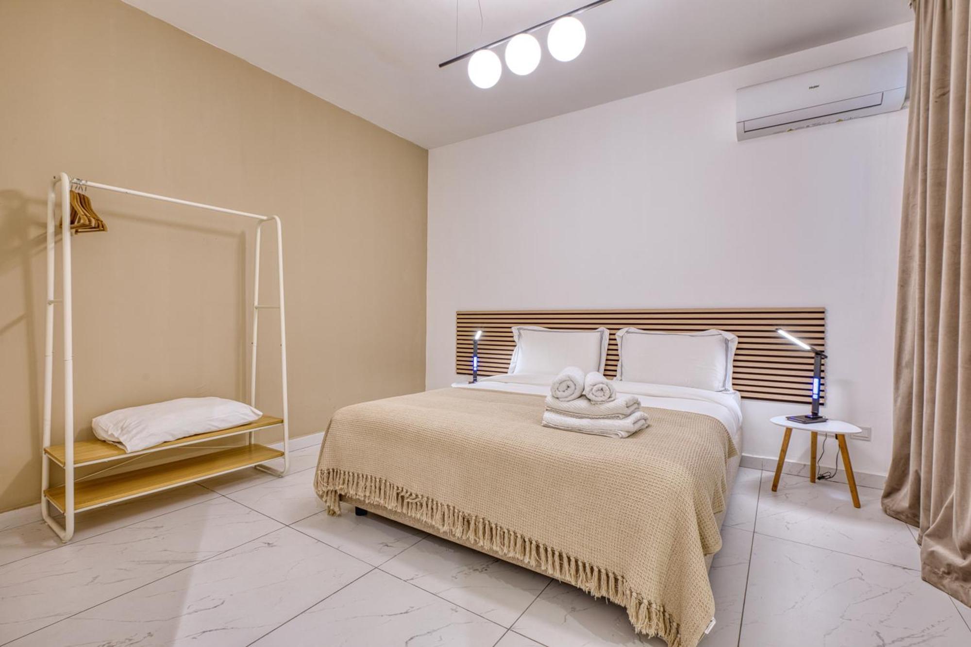 Blu Mar Sea View Apartments St. Paul's Bay Bagian luar foto
