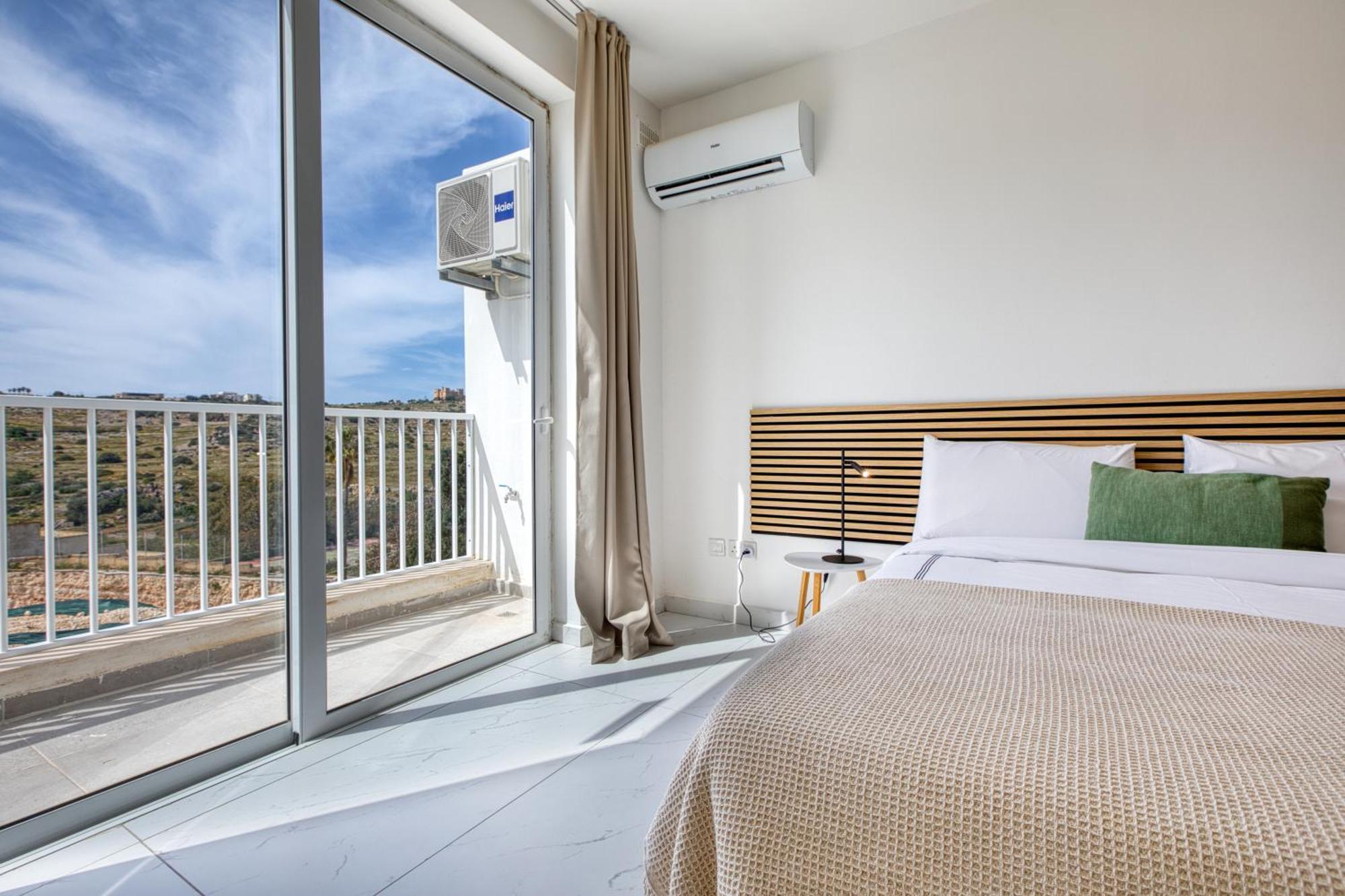 Blu Mar Sea View Apartments St. Paul's Bay Bagian luar foto