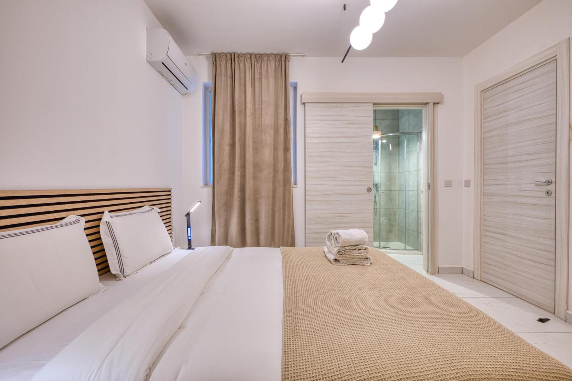 Blu Mar Sea View Apartments St. Paul's Bay Bagian luar foto