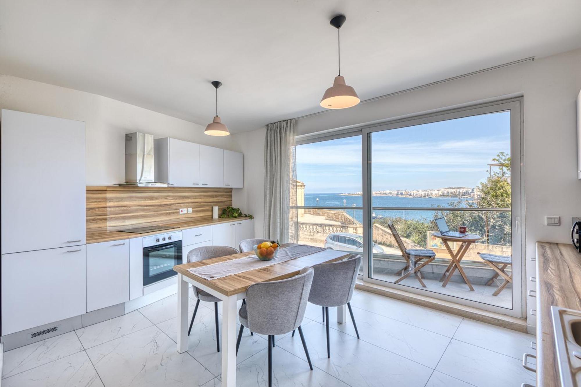 Blu Mar Sea View Apartments St. Paul's Bay Bagian luar foto