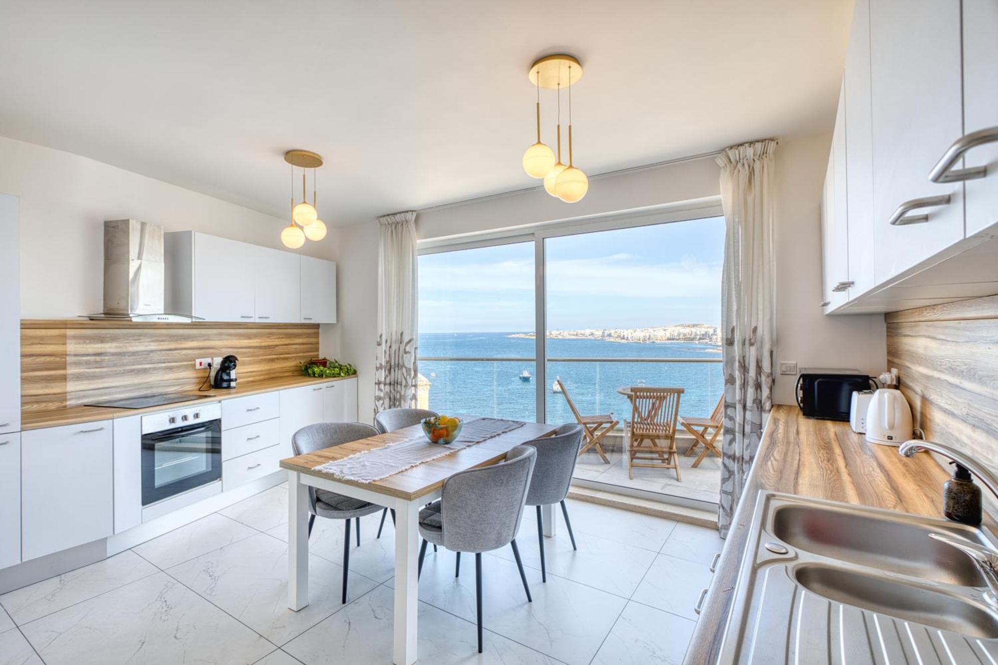 Blu Mar Sea View Apartments St. Paul's Bay Bagian luar foto